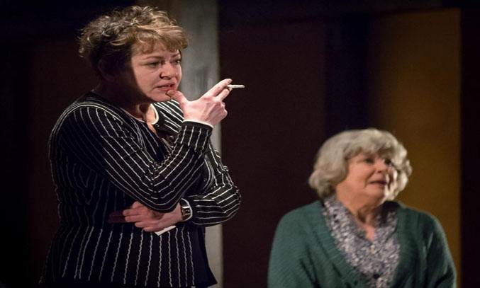Suzan Sylvester and Jenny Lee in KINDERTRANSPORT